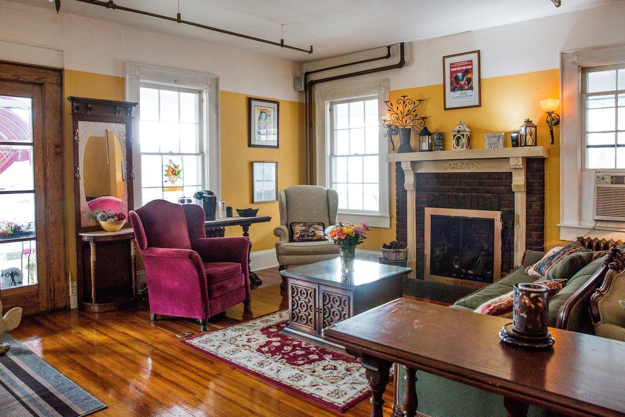 The Henderson Bed and Breakfast Hendersonville Exteriör bild