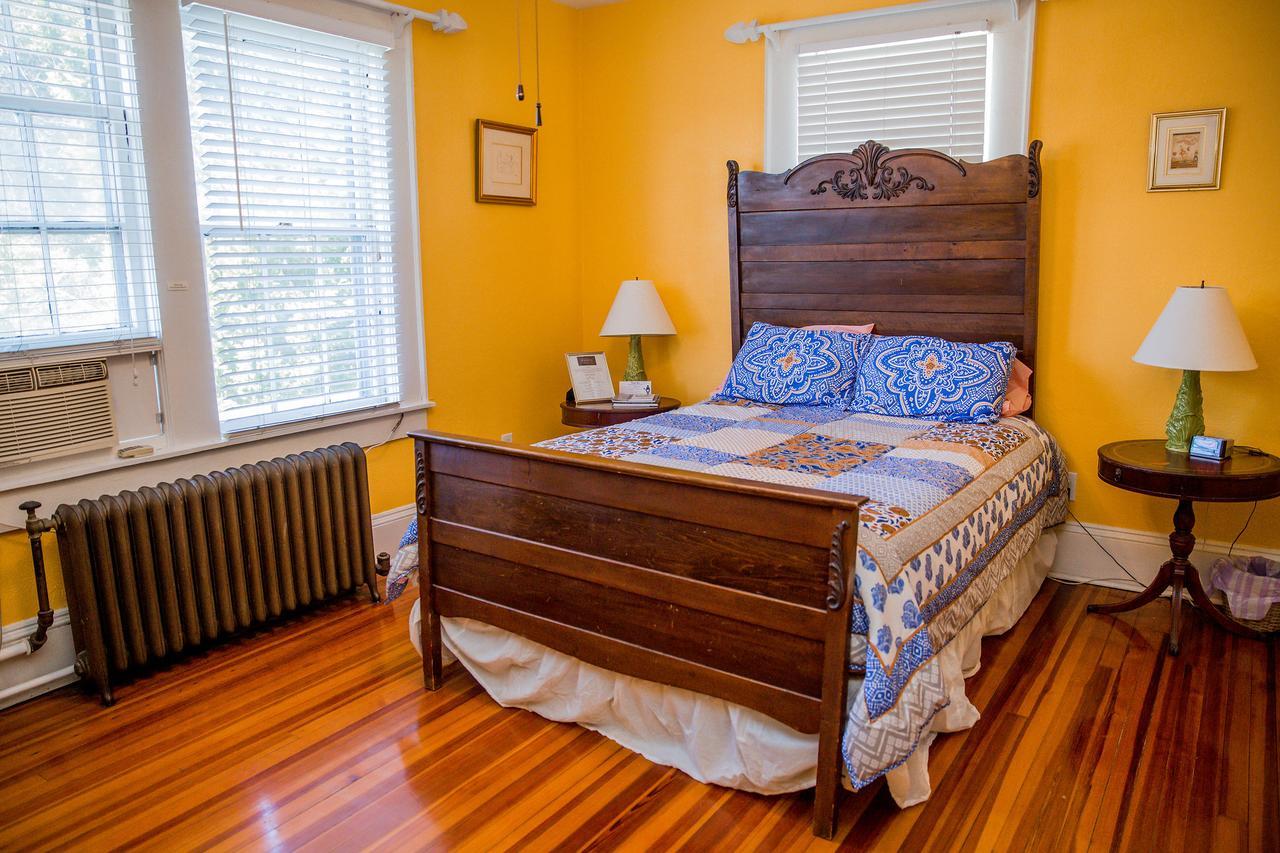 The Henderson Bed and Breakfast Hendersonville Exteriör bild