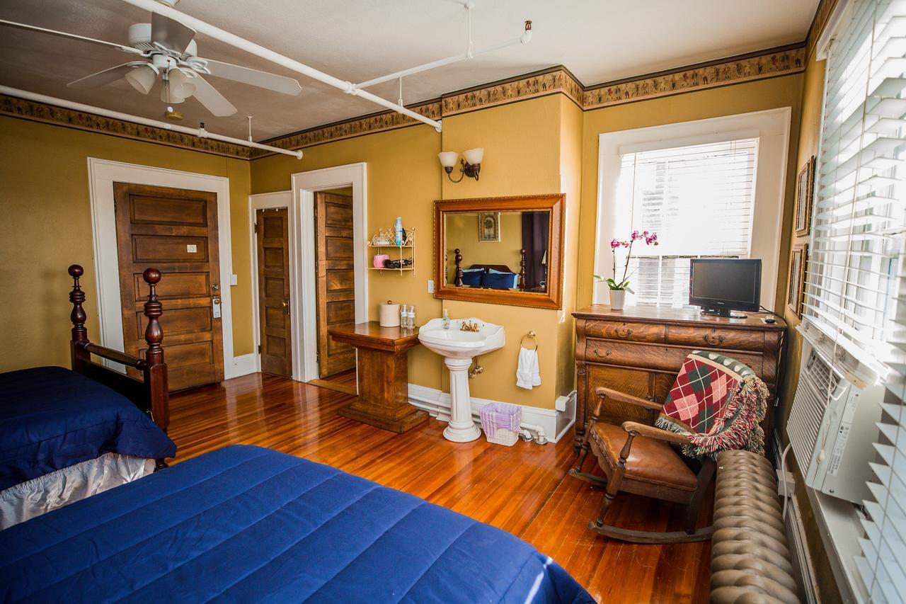 The Henderson Bed and Breakfast Hendersonville Exteriör bild